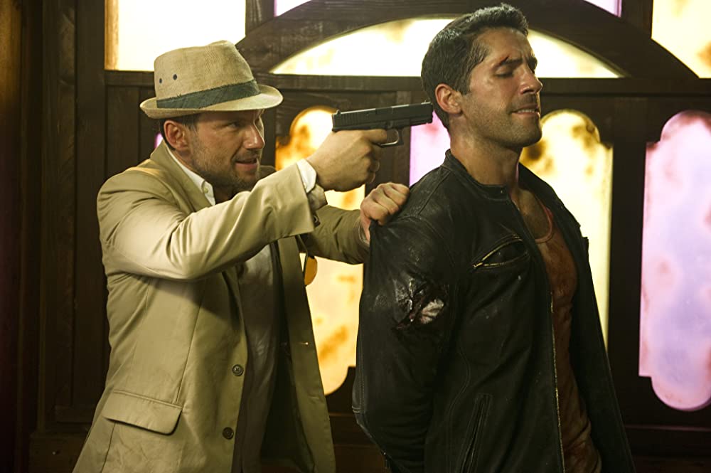 ガンズ・アンド・ストレンジャーの画像