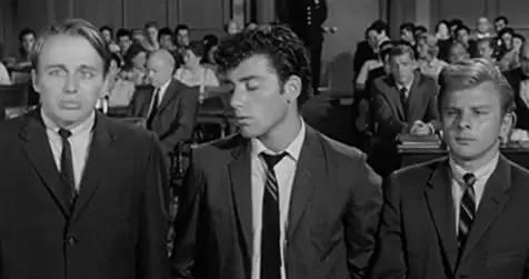 「明日なき十代」Neil Burstyn & ジョン・デイビス・チャンドラー & Stanley Kristienの画像