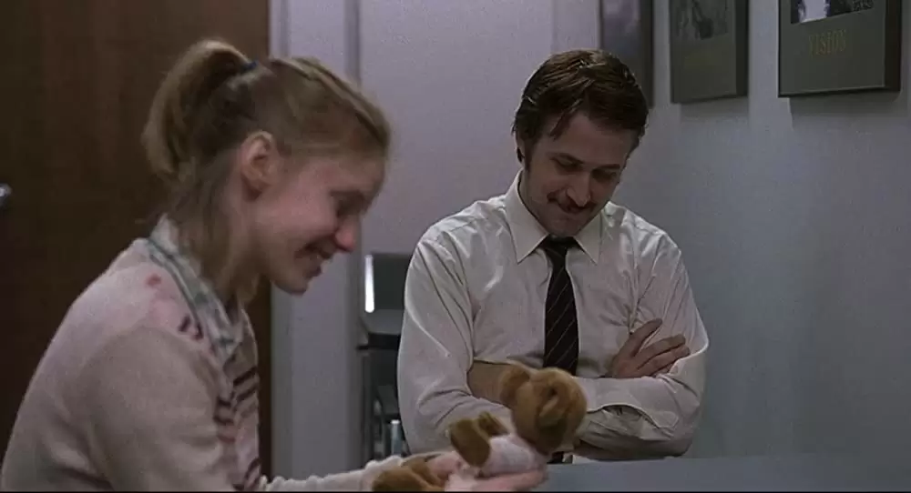 「ラースと、その彼女」ケリ・ガーナー & ライアン・ゴズリングの画像