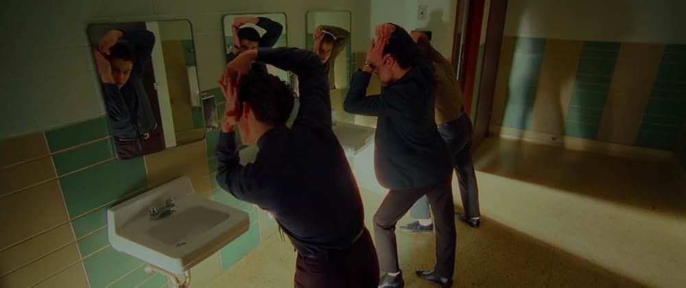 ヘアスプレーの画像