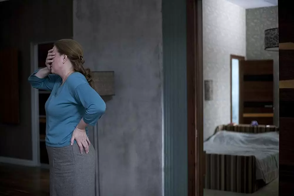 エレナの惑いの画像