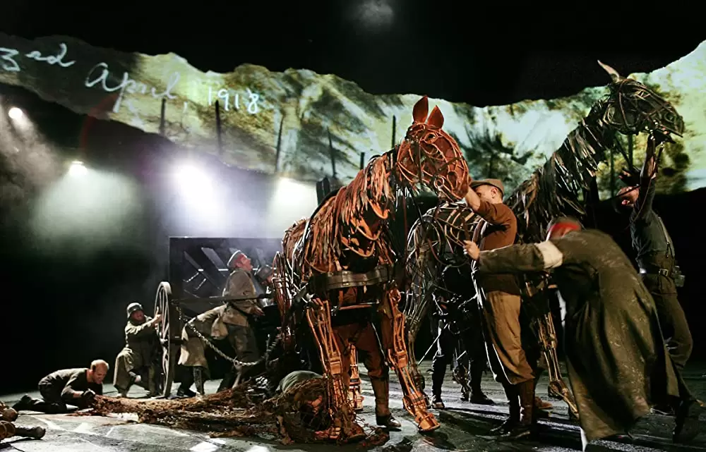 「ナショナル・シアター・ライヴ 2016「戦火の馬」」の画像