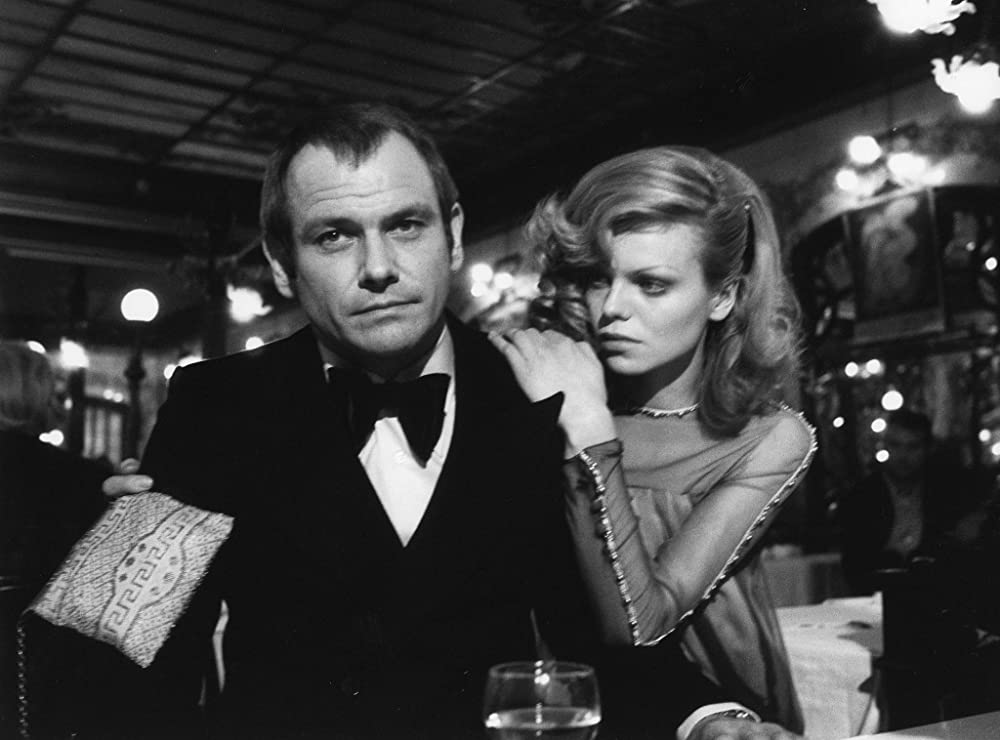 あやつり糸の世界の画像