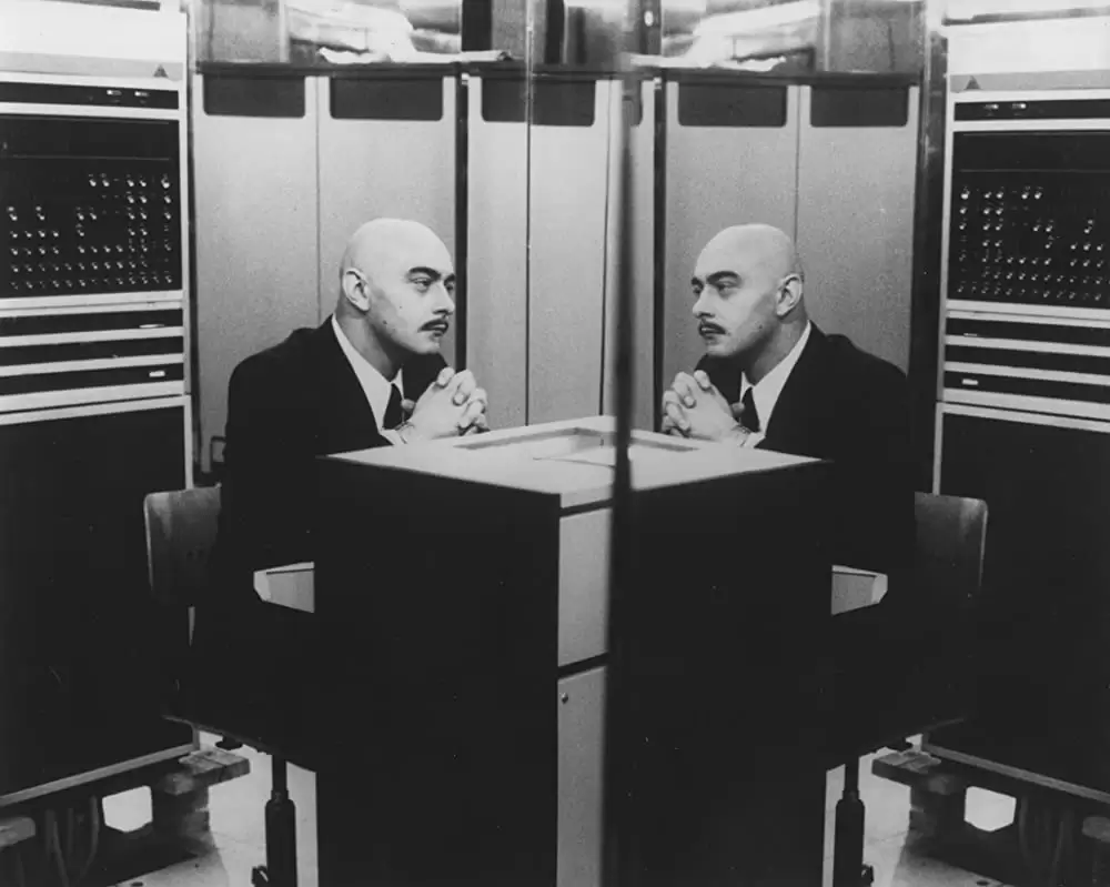 「あやつり糸の世界」クルト・ラーブの画像