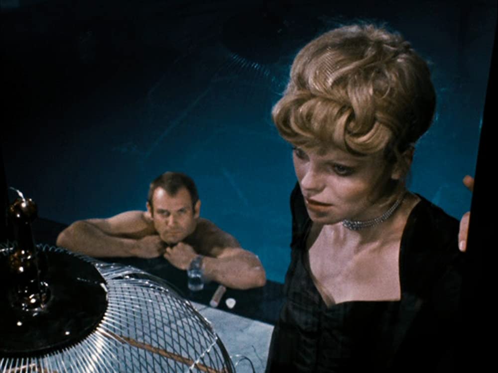 あやつり糸の世界の画像