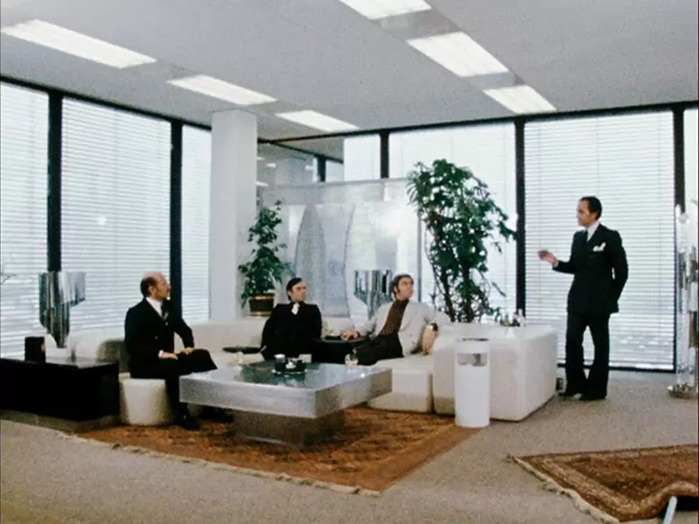 あやつり糸の世界の画像