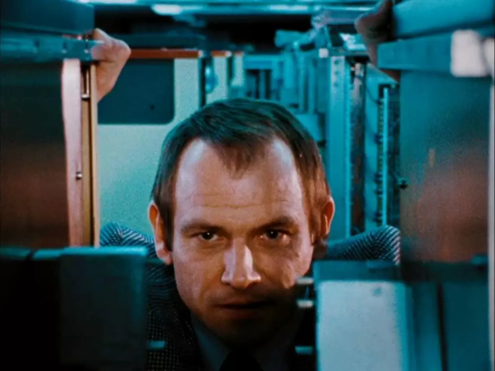 あやつり糸の世界の画像