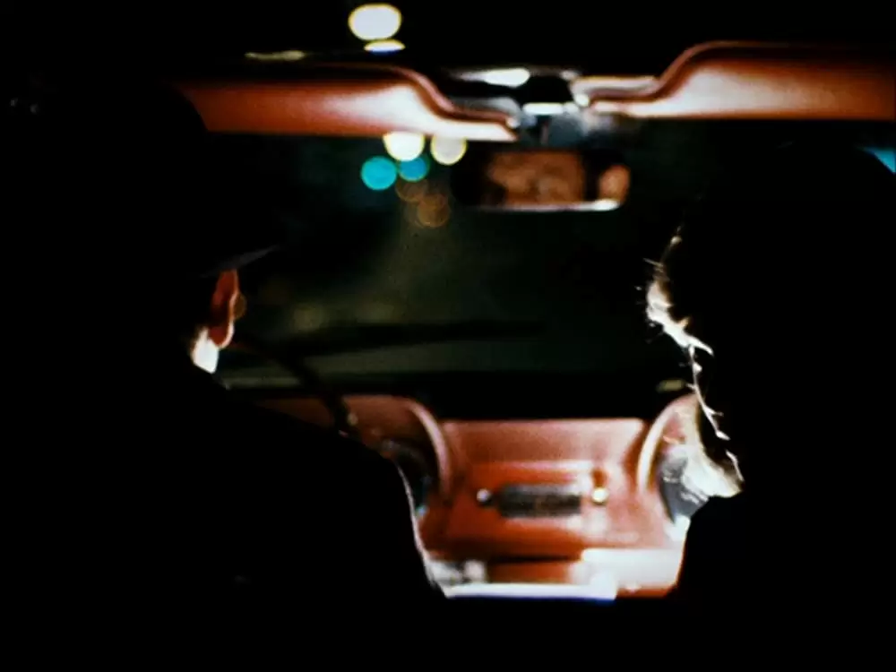 あやつり糸の世界の画像