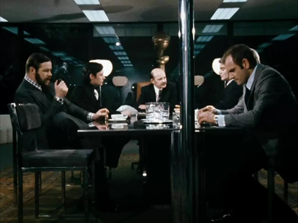 あやつり糸の世界の画像