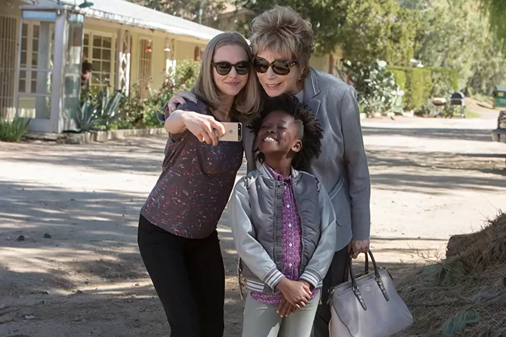 「あなたの旅立ち、綴ります」シャーリー・マクレーン & アマンダ・セイフライド & AnnJewel Lee Dixonの画像