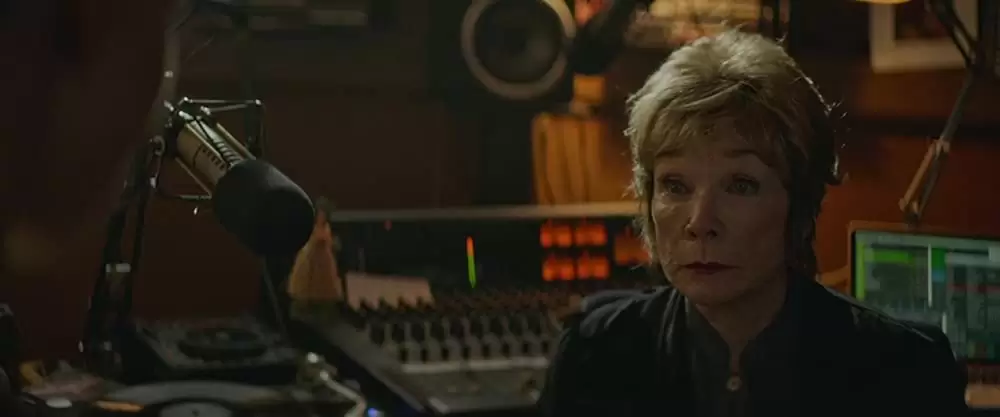 「あなたの旅立ち、綴ります」シャーリー・マクレーンの画像