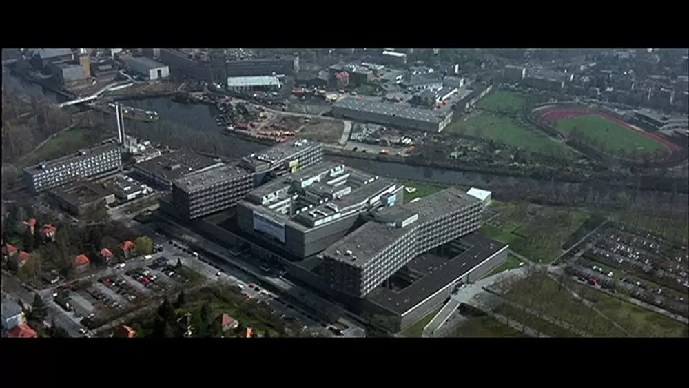 アナトミー2の画像