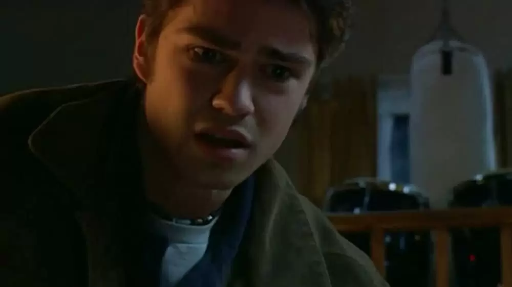 「スピーシーズX 美しき寄生獣」コリー・セビエールの画像