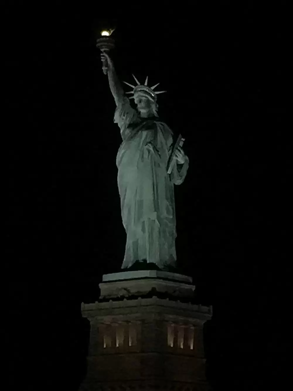 Hillary's America: The Secret History of the Democratic Partyの画像