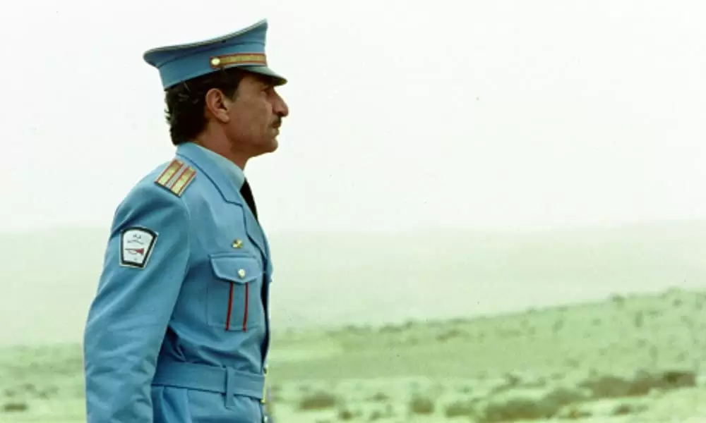 「迷子の警察音楽隊」サッソン・ガーベイの画像