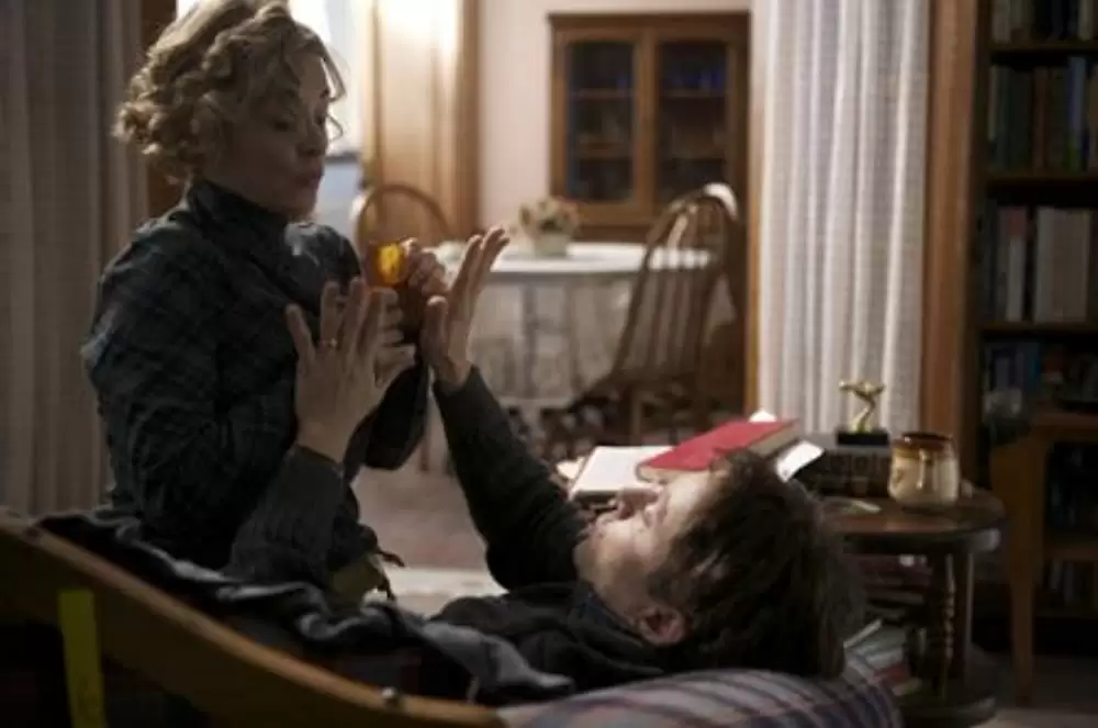 「タナー・ホール 胸騒ぎの誘惑」クリス・カッタン & エイミー・セダリスの画像