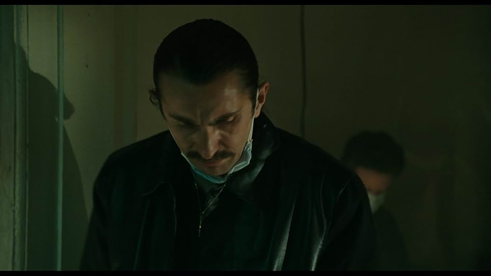 アンダーカヴァーの画像