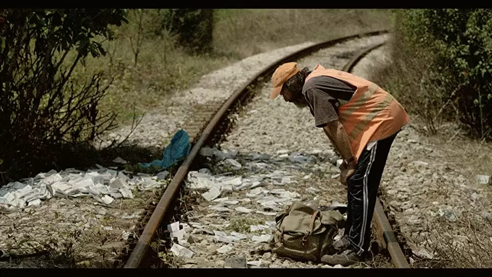 「グローリー 消えた腕時計」ステファン・デノリュボフの画像