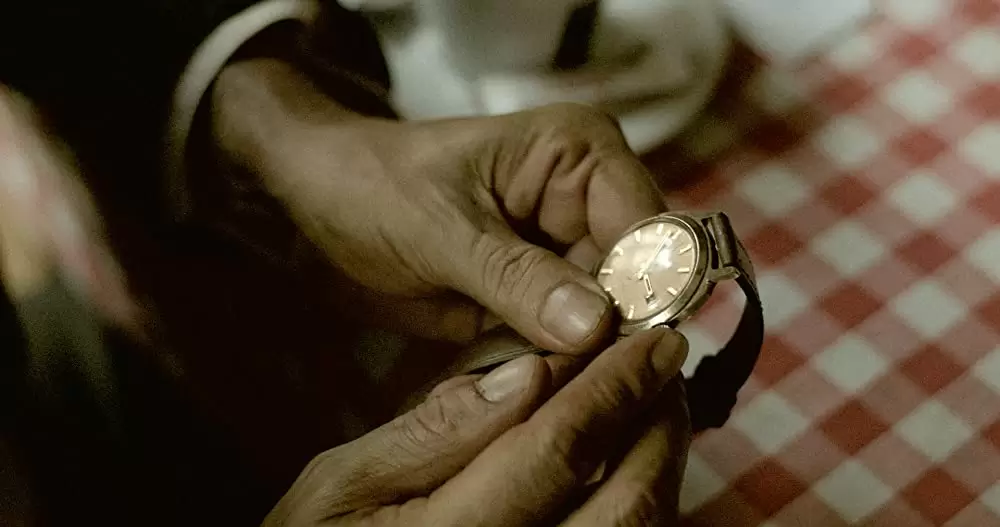 グローリー 消えた腕時計の画像