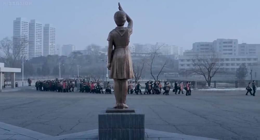 太陽の下で 真実の北朝鮮の画像