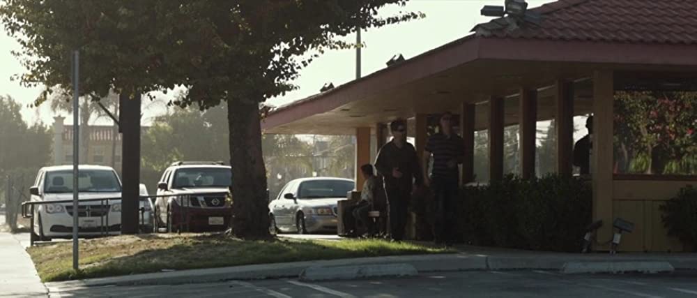 ペット 檻の中の乙女の画像