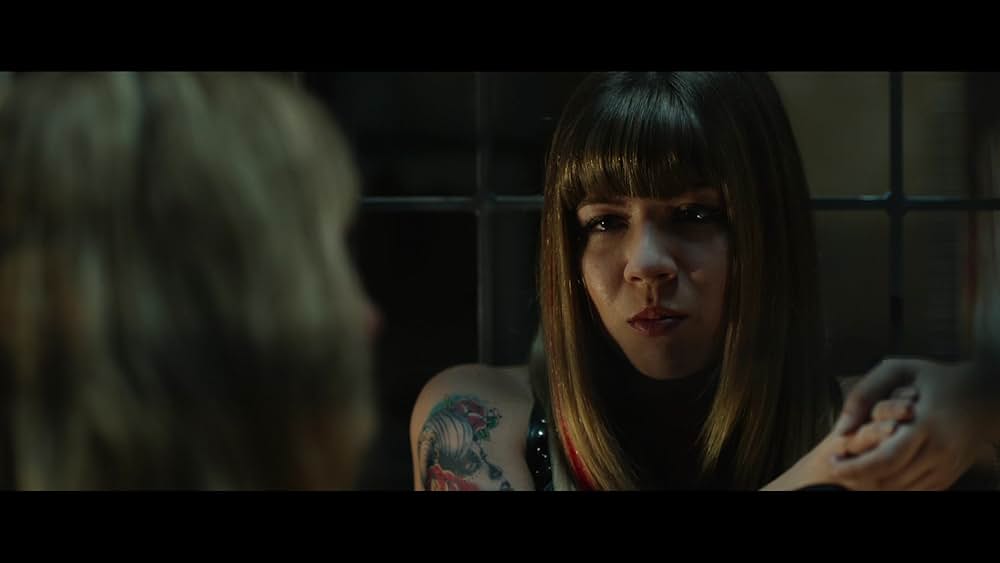 ペット 檻の中の乙女の画像