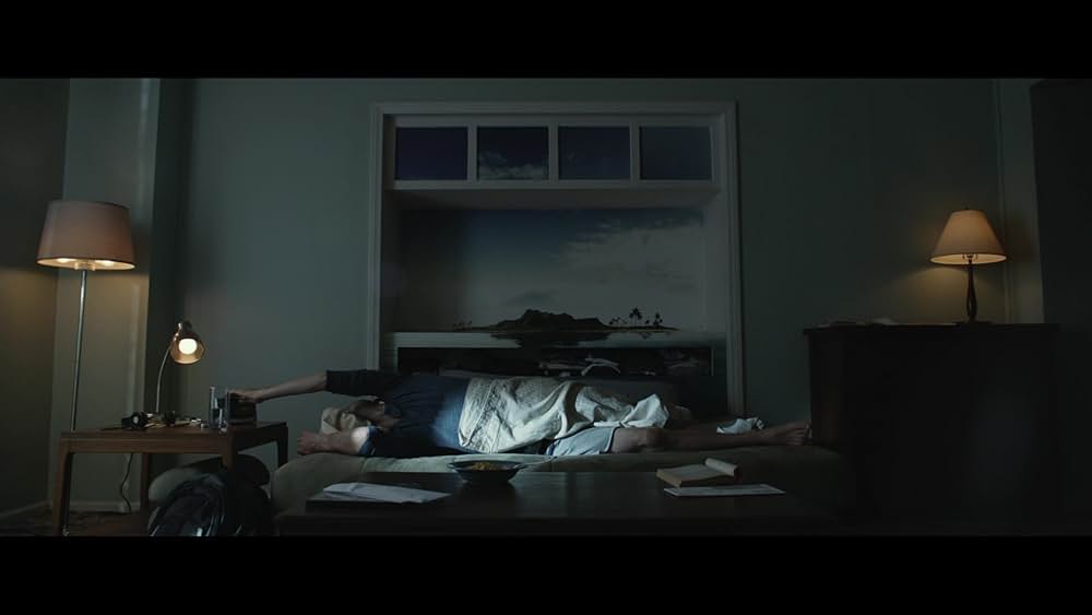 ペット 檻の中の乙女の画像