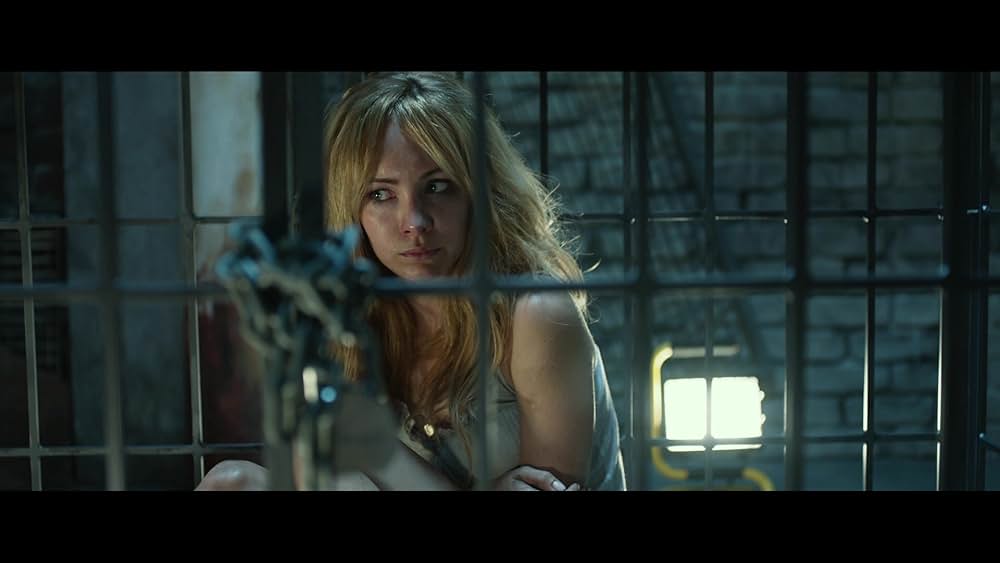 ペット 檻の中の乙女の画像