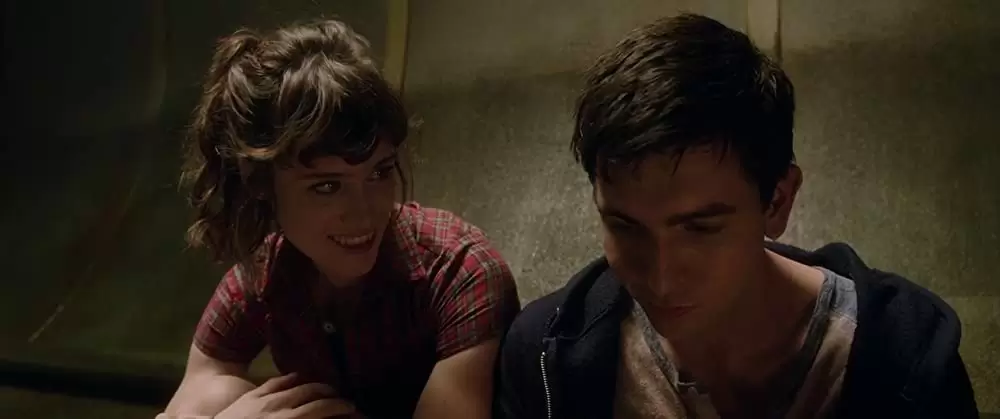 「フリークス・シティ」ニコラス・ブラウン & マッケンジー・デイビスの画像