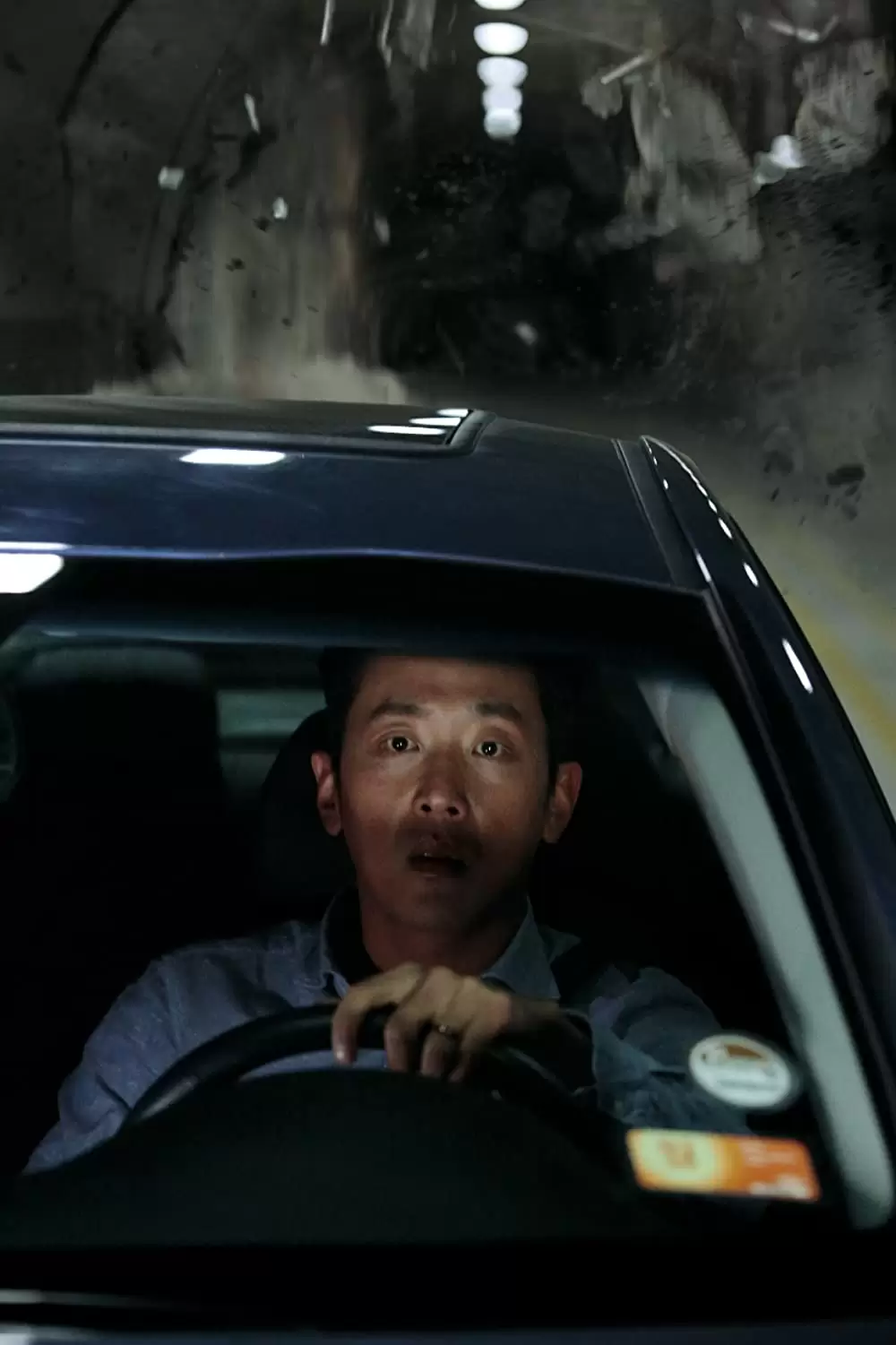 「トンネル 闇に鎖（とざ）された男」ハ・ジョンウの画像