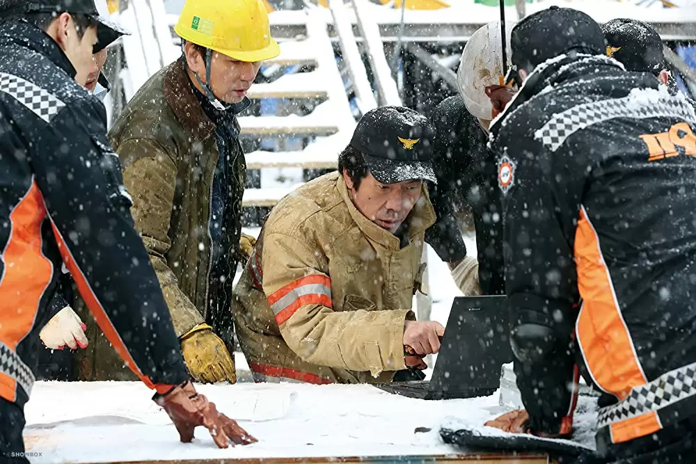 「トンネル 闇に鎖（とざ）された男」吴达洙の画像