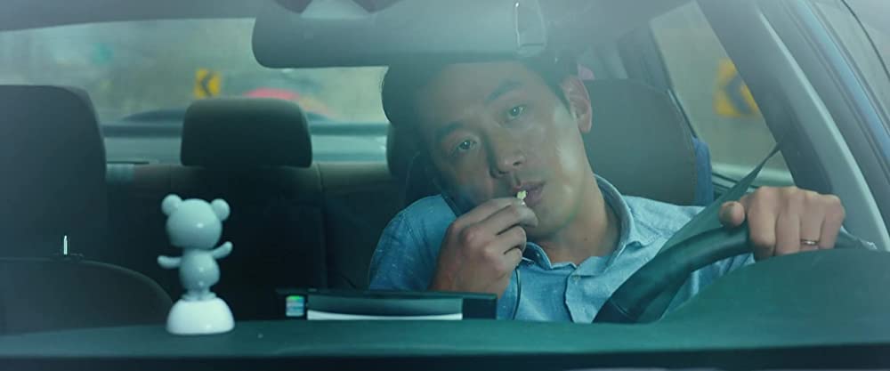 トンネル 闇に鎖（とざ）された男の画像