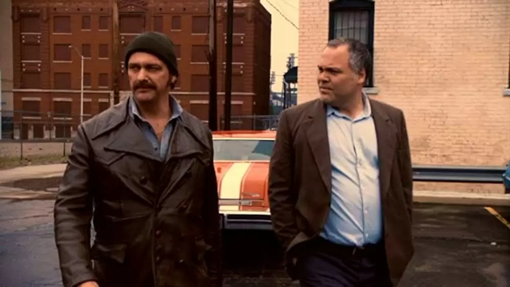 「キル・ザ・ギャング 36回の爆破でも死ななかった男」ビンセント・ドノフリオ & レイ・スティーブンソンの画像