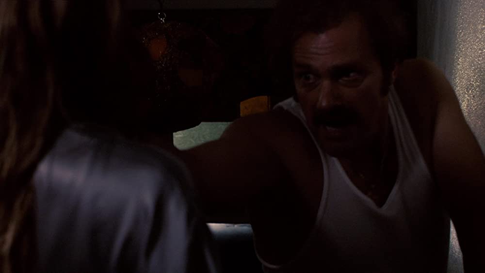 「キル・ザ・ギャング 36回の爆破でも死ななかった男」レイ・スティーブンソンの画像