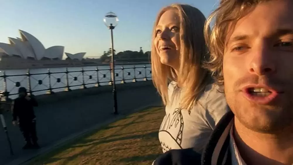 「ケージ・ダイブ」ミーガン・ペータ・ヒルの画像