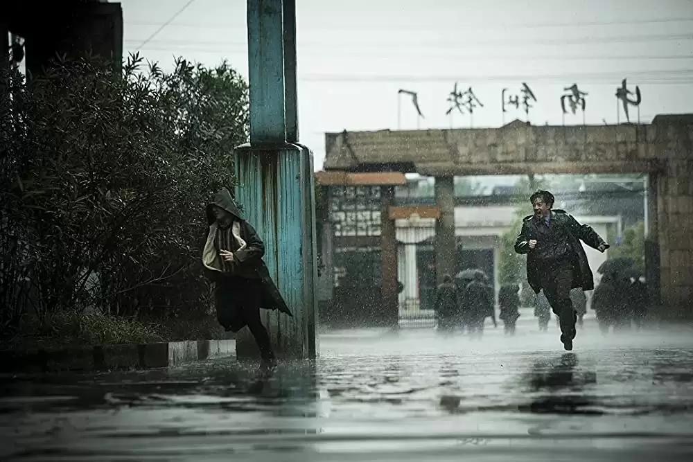 迫り来る嵐の画像