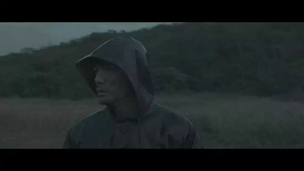 迫り来る嵐の画像