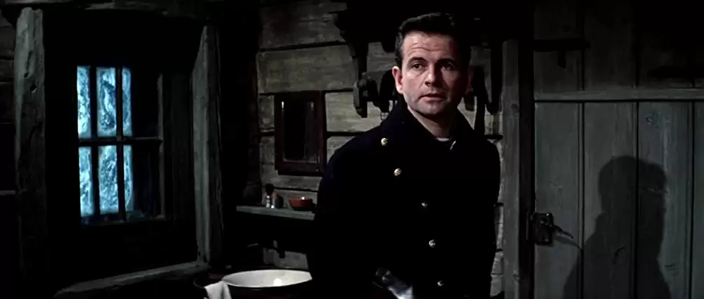 「ニコライとアレクサンドラ」イアン・ホルムの画像