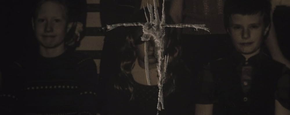 ミッシング・チャイルド~呪いの十字架~の画像