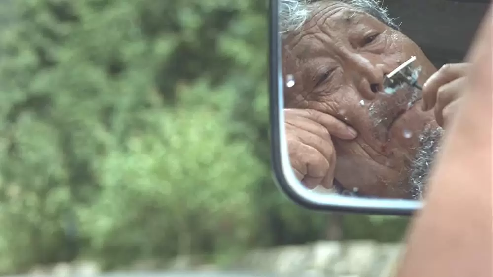 凱里ブルースの画像