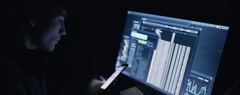 「バッド・ディシジョン 終わりなき悪夢のはじまり／悪夢の逃避行」ロバート・シーハンの画像