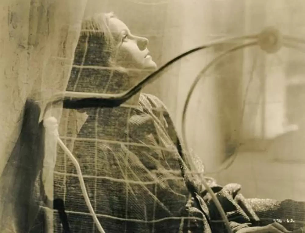 「彩られし女性」グレタ・ガルボの画像