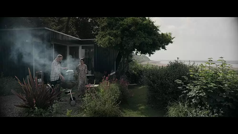 「オフィシャル・シークレット」レイフ・ファインズ & ラケル・キャシディの画像