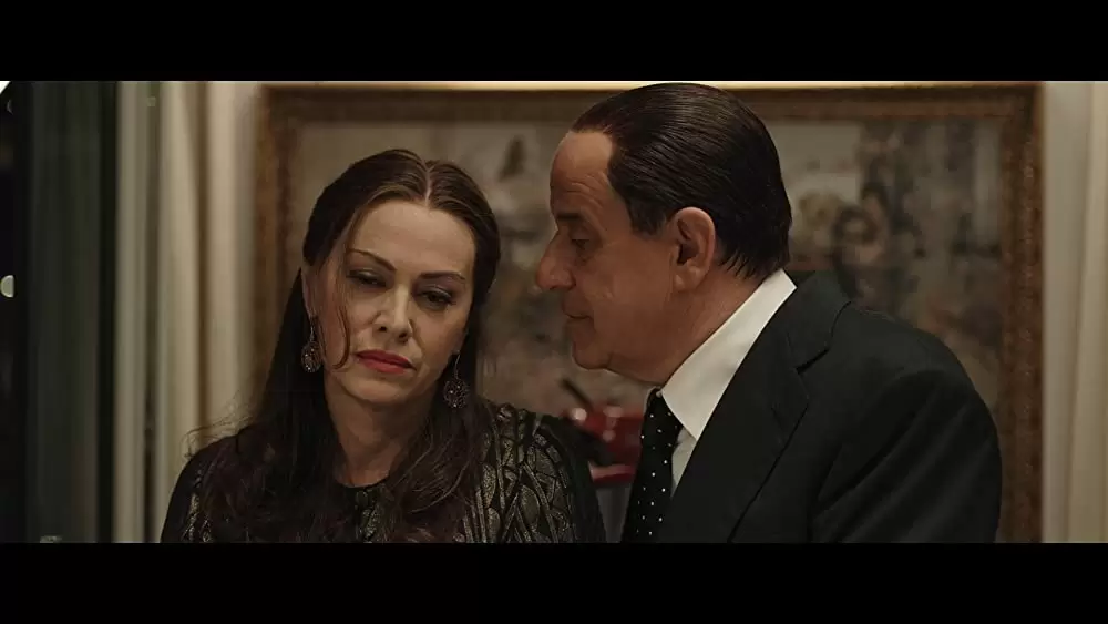 「LORO 欲望のイタリア」エレナ・ソフィア・リッチ & トニ・セルビッロの画像