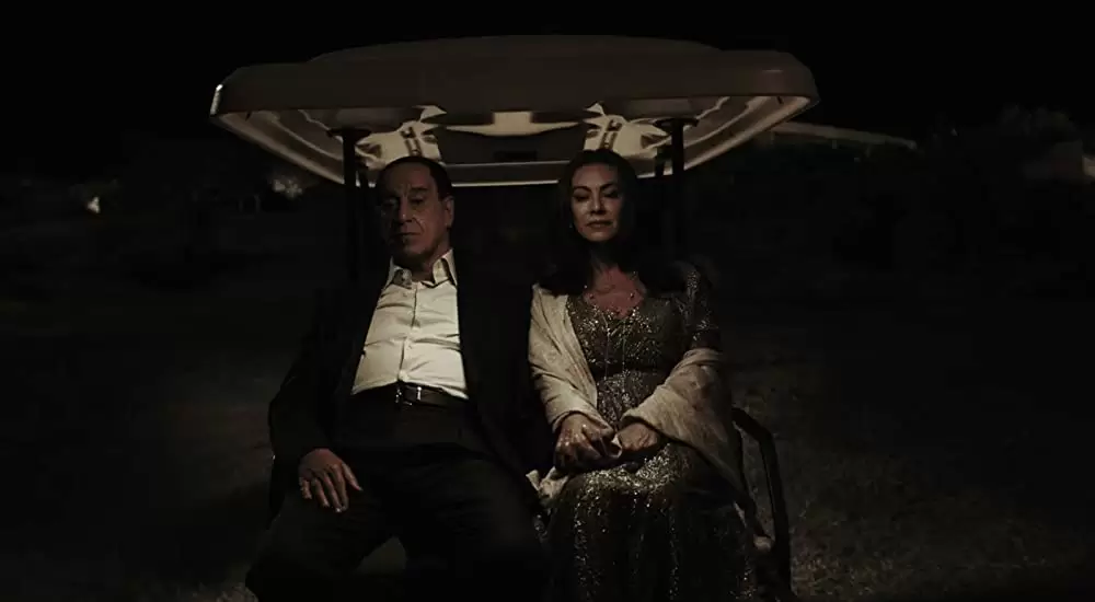 「LORO 欲望のイタリア」エレナ・ソフィア・リッチ & トニ・セルビッロの画像