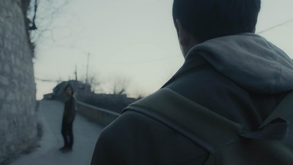 象は静かに座っているの画像