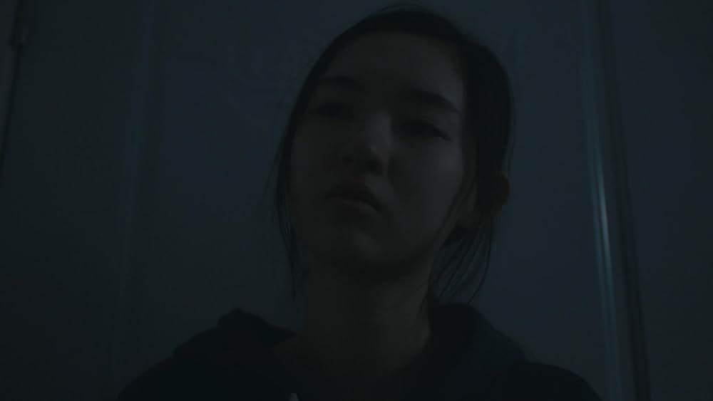 象は静かに座っているの画像