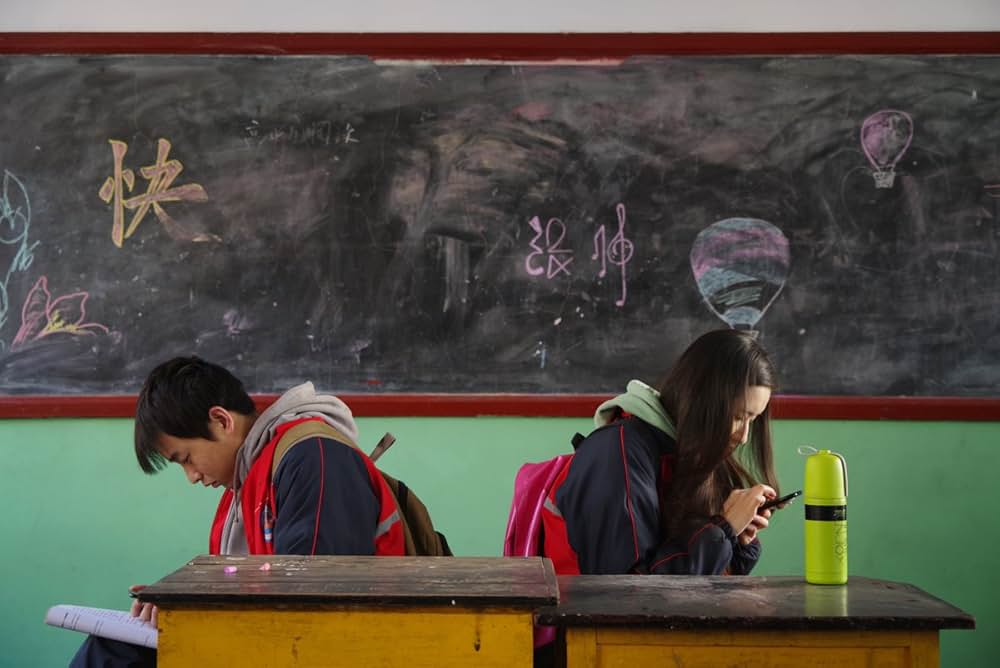 象は静かに座っているの画像