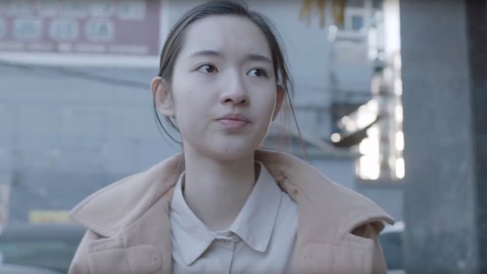 象は静かに座っているの画像