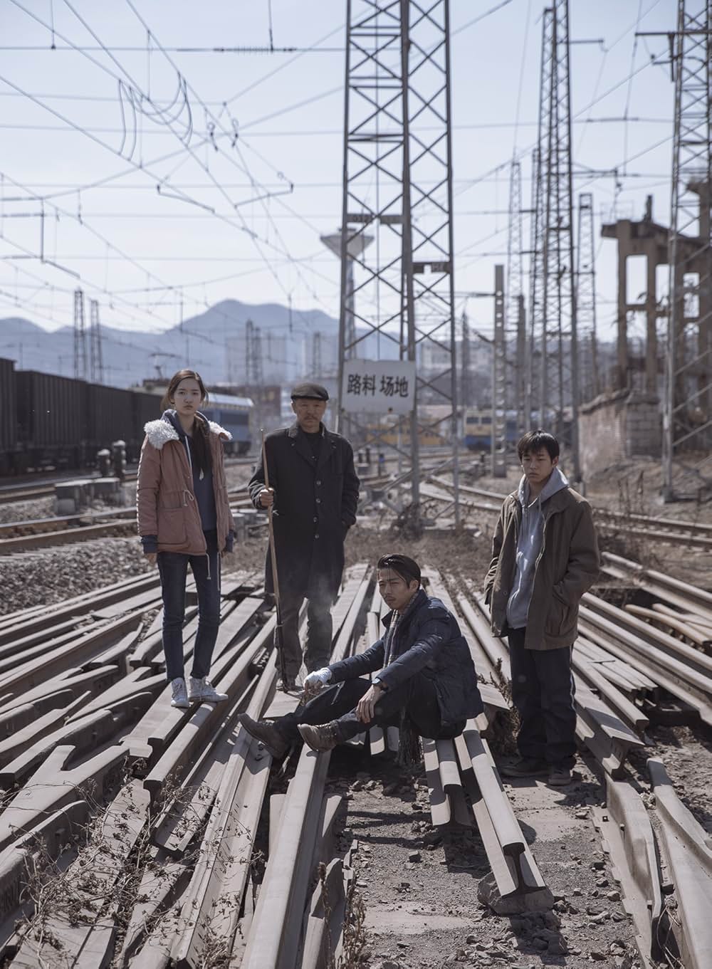 象は静かに座っているの画像